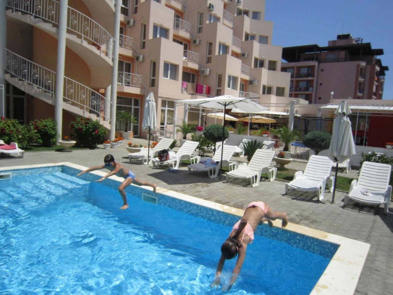 Vanilla Garden Apartments Солнечный берег Экстерьер фото