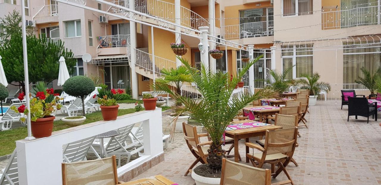 Vanilla Garden Apartments Солнечный берег Экстерьер фото