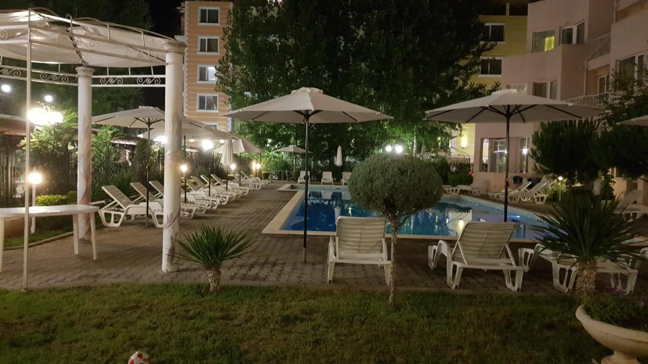 Vanilla Garden Apartments Солнечный берег Экстерьер фото